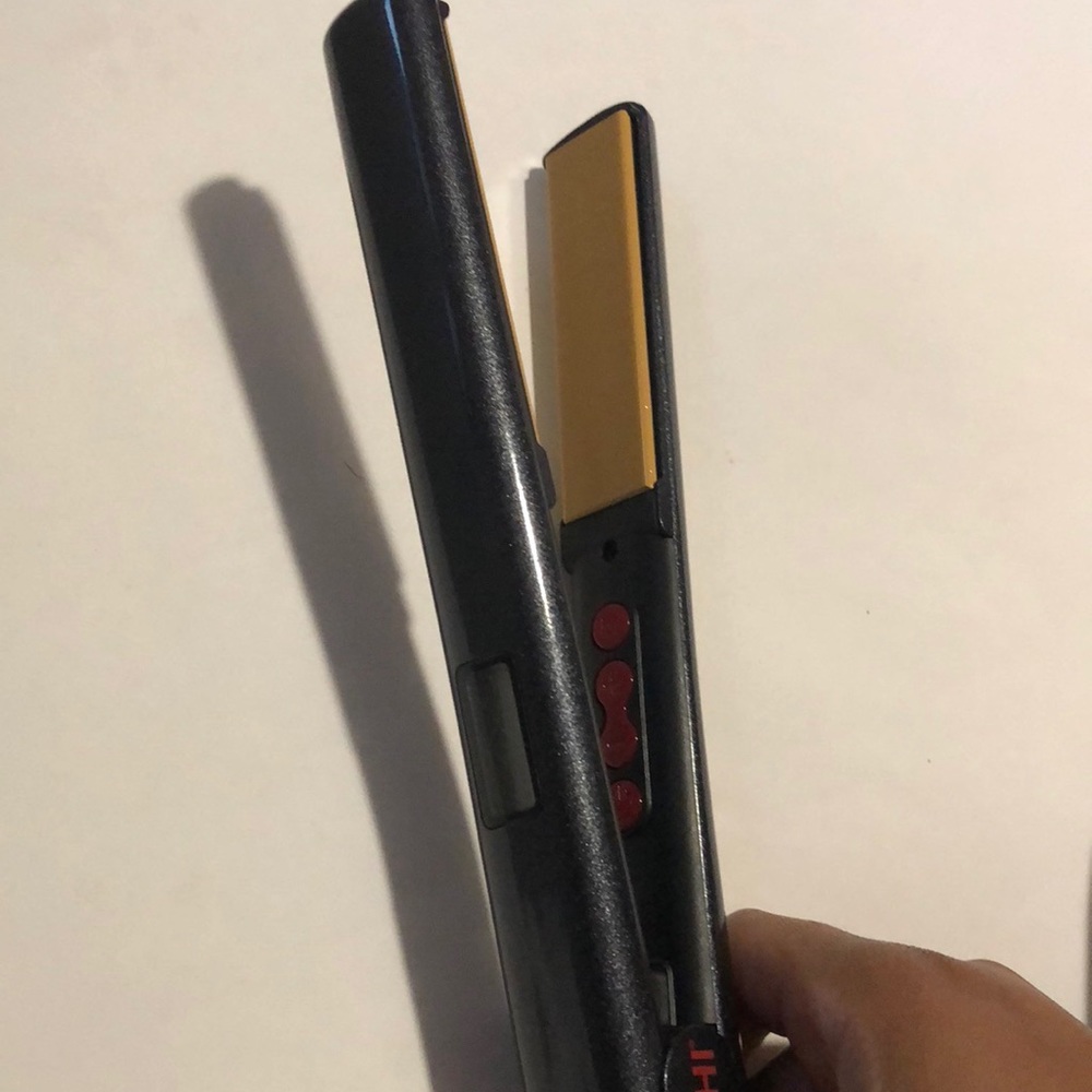 Chi straightener
